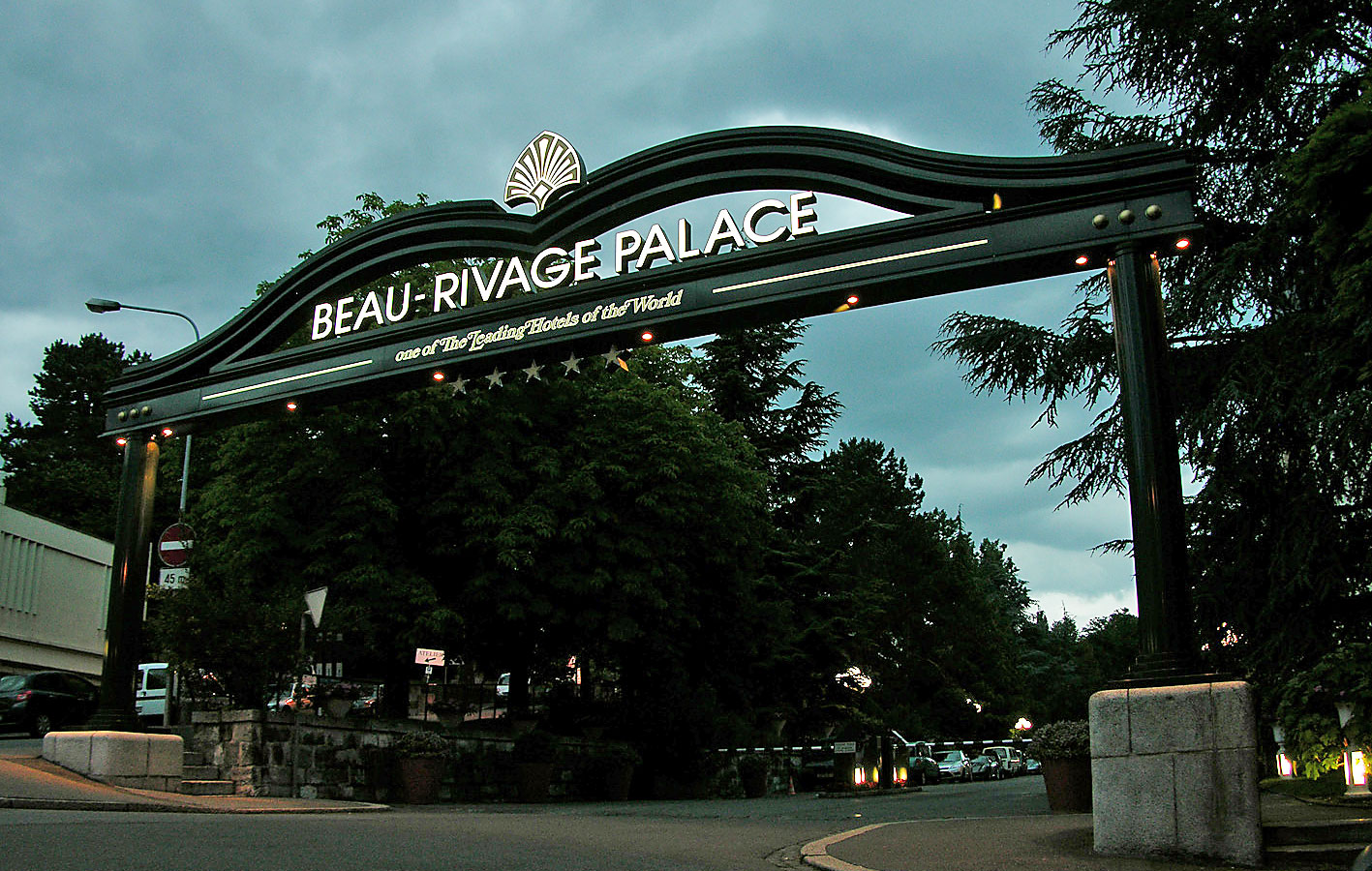 Enseigne lumineuse Beau-Rivage Palace
